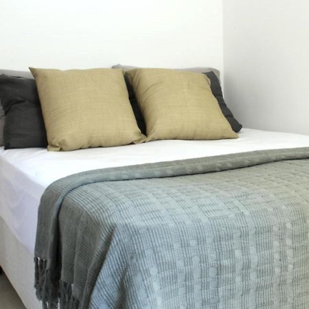 Apartamento Ubatuba Proxima A Praia Grande Com Wifi Εξωτερικό φωτογραφία